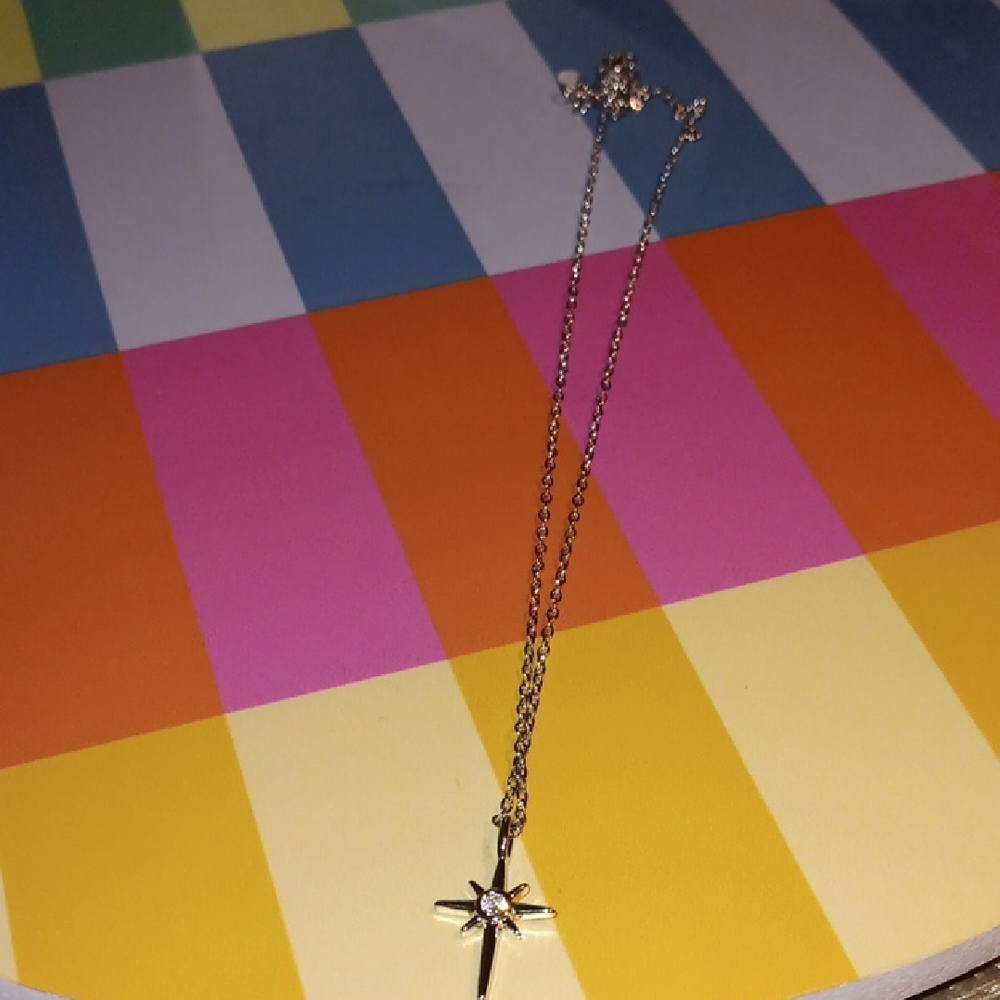 Gold Star Pendant Necklace (A)